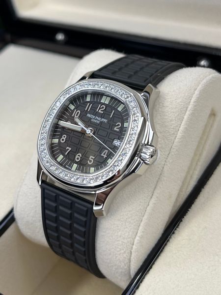 Patek Philippe Aquanaut 5067A-001